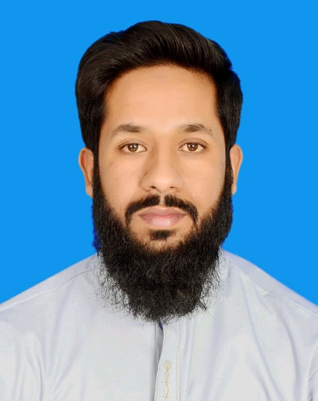 Portrait of Abid Hussain